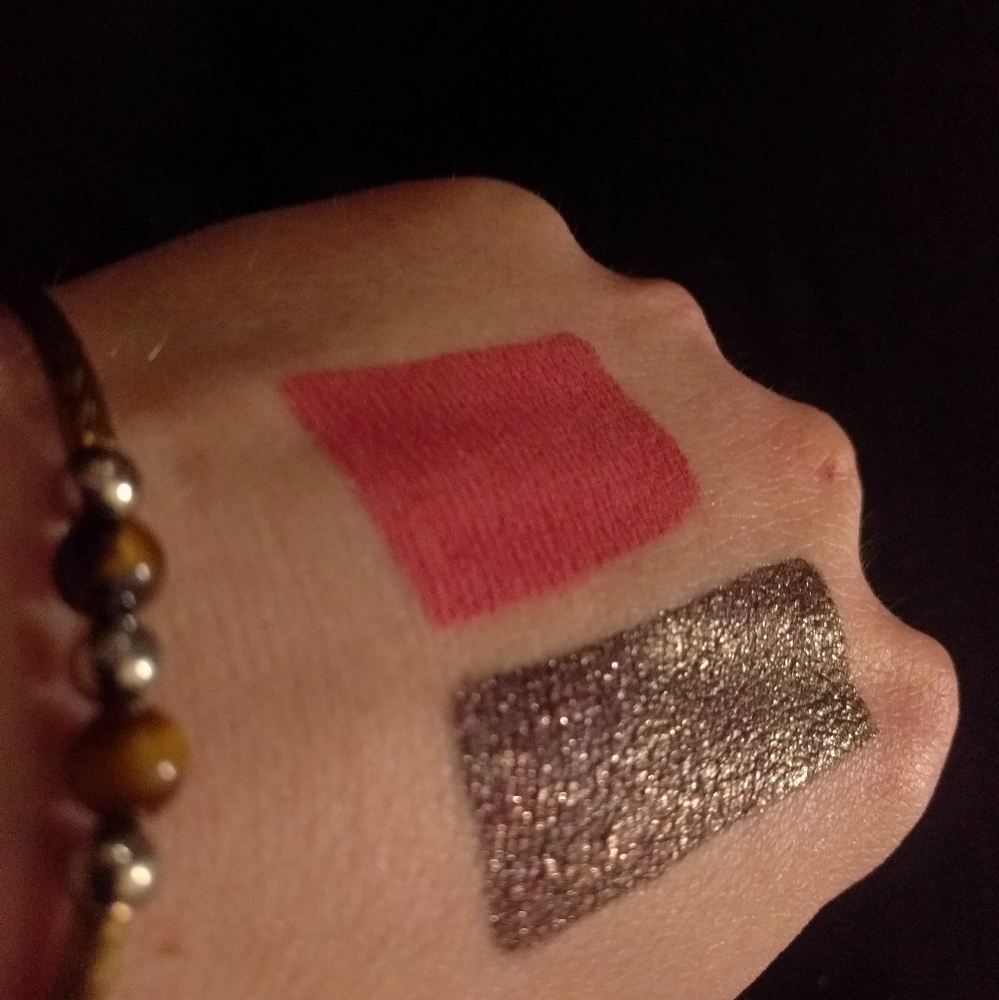 WET 'N' WILD- MEGALAST LIQUID CATSUIT- EYESHADOW - Picture 7 of 8